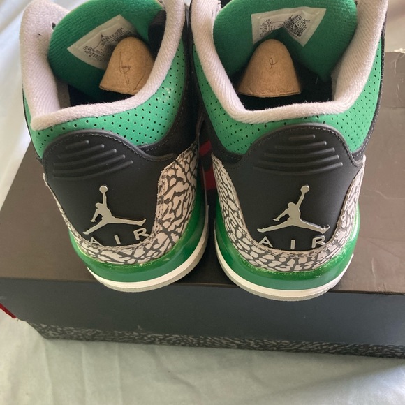 Damaged Box! - Picture 5 of 7